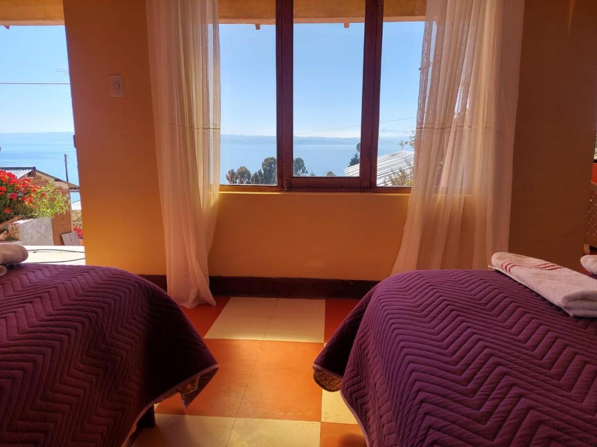 Hostal Tawri Isla del Sol Екстериор снимка