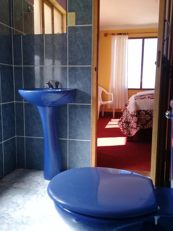 Hostal Tawri Isla del Sol Екстериор снимка