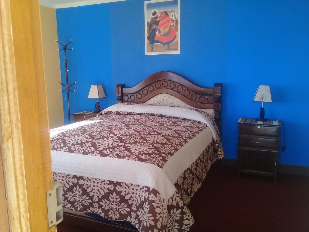 Hostal Tawri Isla del Sol Екстериор снимка