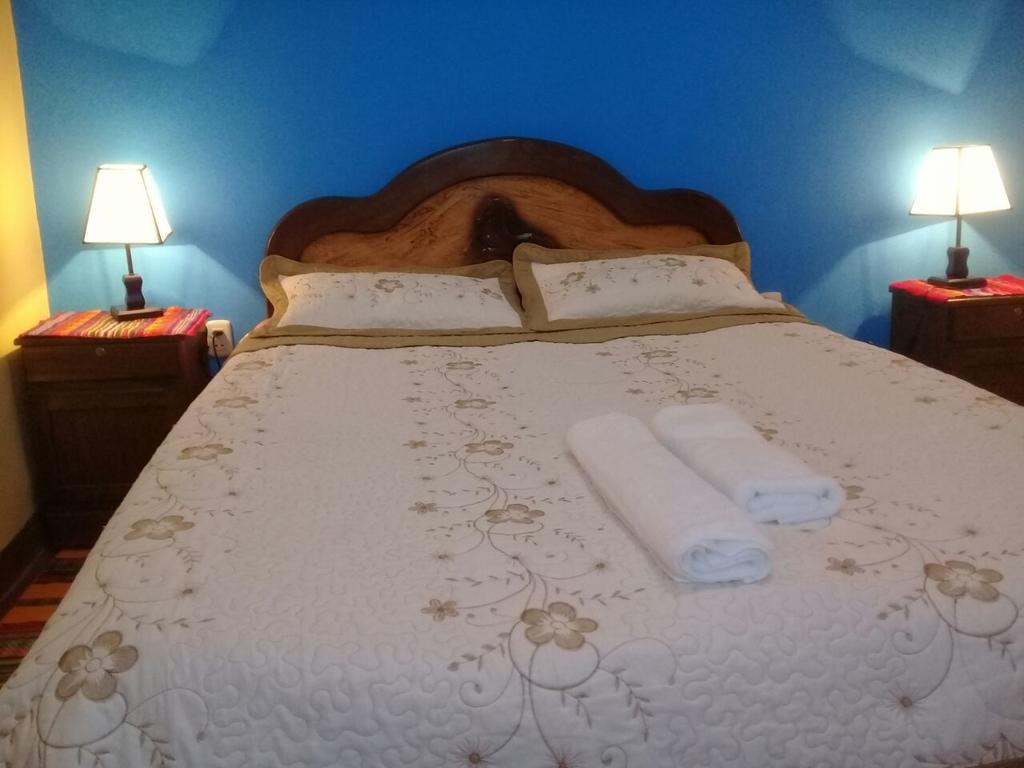 Hostal Tawri Isla del Sol Екстериор снимка
